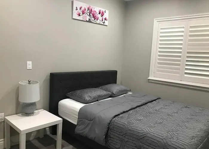 New! Modern Gated Summer Getaway Home